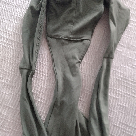 Aerie Bikini Set M Top / L Bottom High Cut Cheeky & Scoop Top Green 2 Piece - Picture 4 of 6